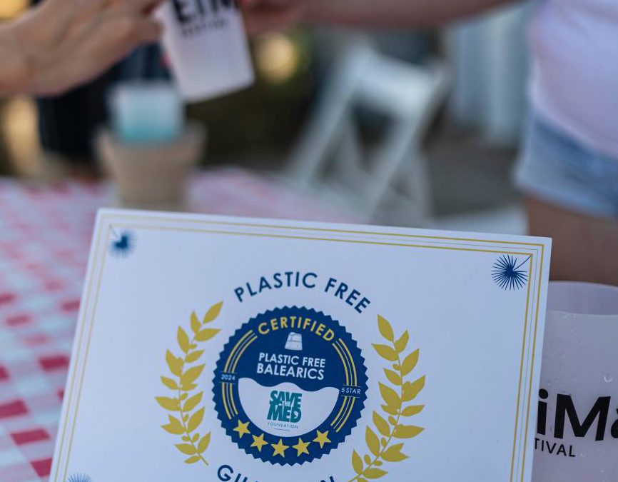 Estem certificats per la fundació Save the Med com un festival ‘Plastic Free Guardian’.